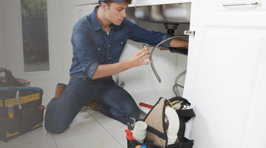 Expert burst pipe repair services in Herculaneum, MO